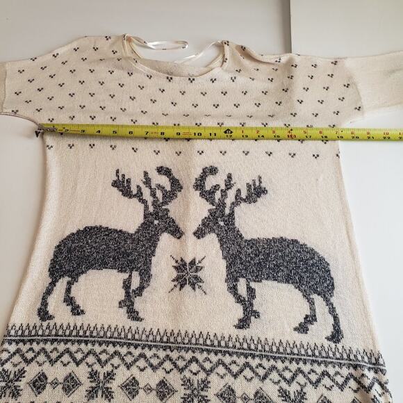 Forever 21 Sweater Large Reindeer Elbow Patches Navy Cream Nordic Holiday - Picture 8 of 13